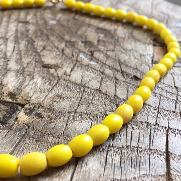 Yellow Beaded Necklace - Picture 3 of 5
